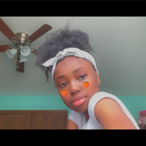 Meet your Posher, Amari - Picture 1 of 1